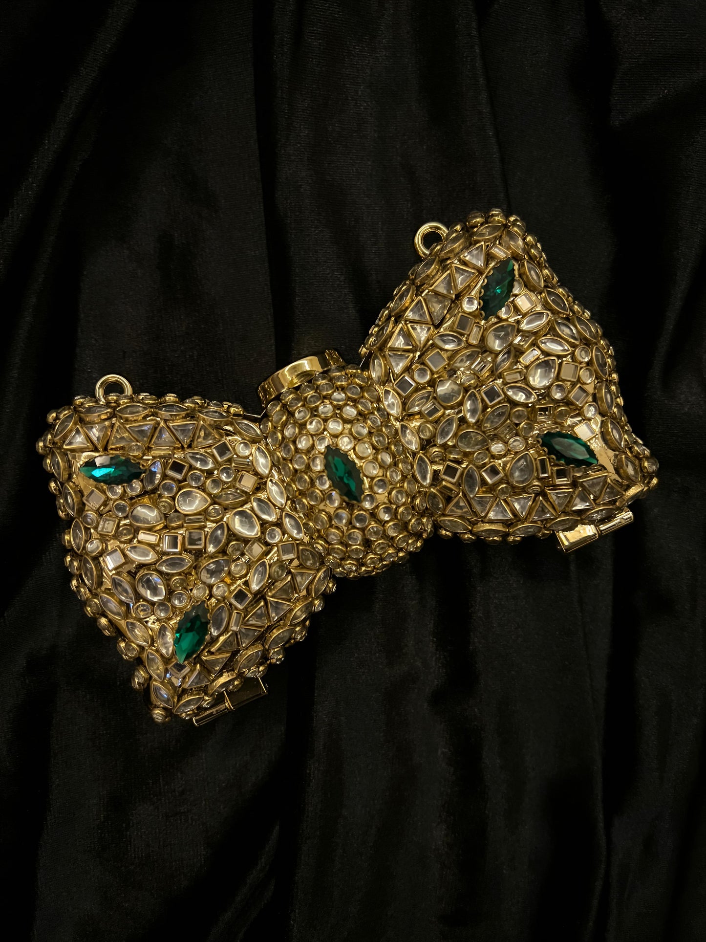 BOW KUNDAN CLUTCH