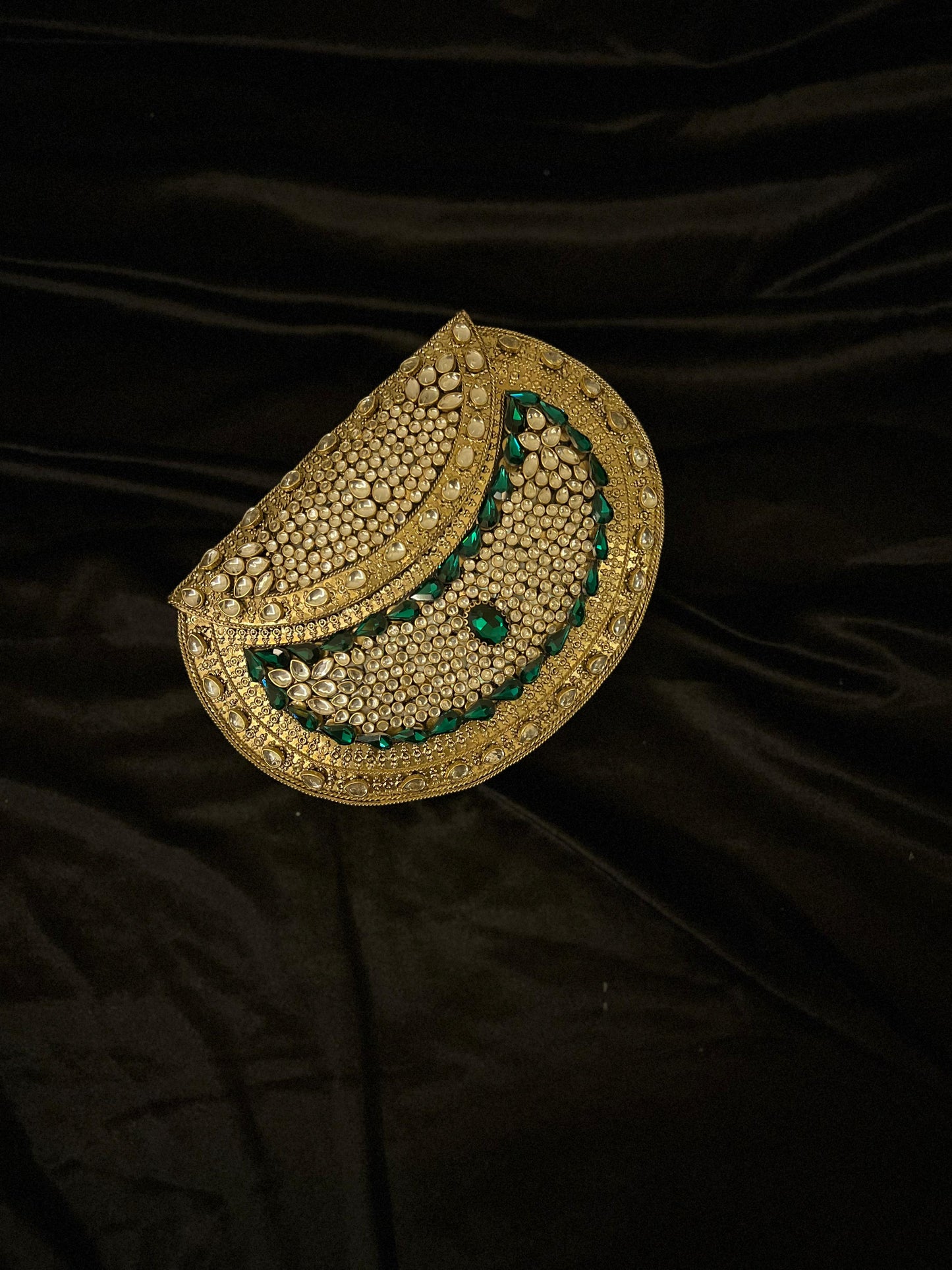 EMERALD CLUTCH